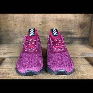 NEW Adidas AlphaBounce EM